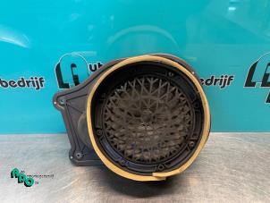 Gebruikte Luidspreker Citroen C4 Grand Picasso (UA) 1.6 16V VTi Prijs € 15,00 Margeregeling aangeboden door Autodemontagebedrijf Otte