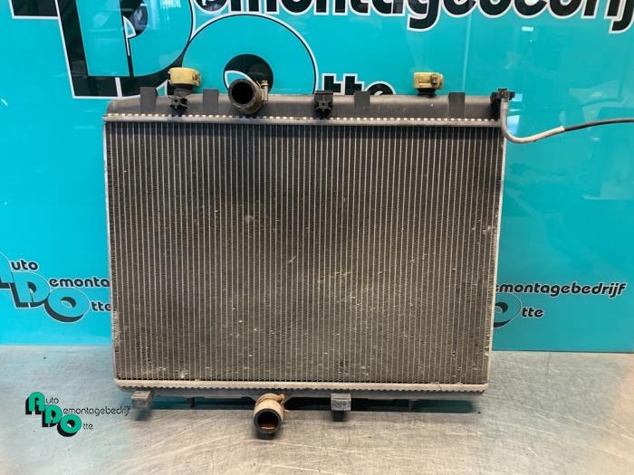 Gebruikte Radiateur Peugeot 207/207+ (WA/WC/WM) 1.6 16V GT THP Prijs € 40,00 Margeregeling aangeboden door Autodemontagebedrijf Otte