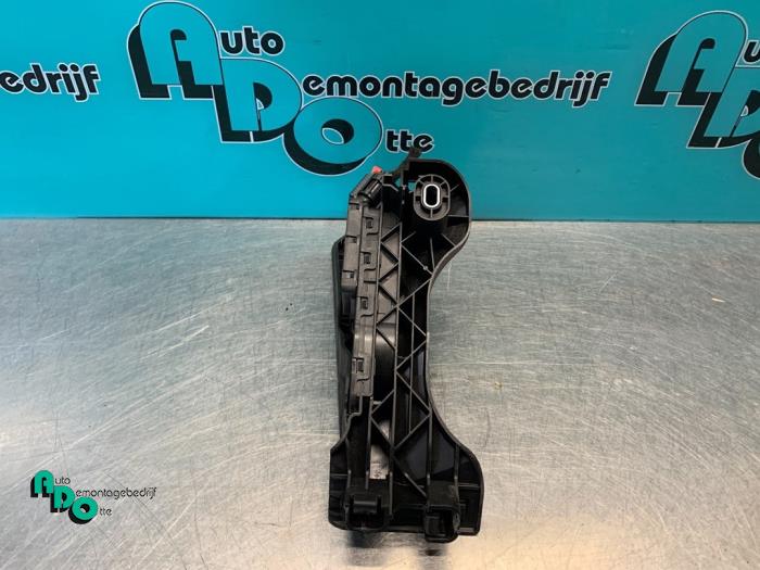 Gebruikte Gaspedaalpositie Sensor Seat Leon (1P1) 2.0 TDI 16V FR Prijs € 35,00 Margeregeling aangeboden door Autodemontagebedrijf Otte