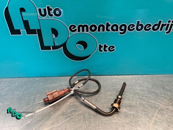 Gebruikte Uitlaat temperatuursensor Seat Leon (1P1) 2.0 TDI 16V FR Prijs € 25,00 Margeregeling aangeboden door Autodemontagebedrijf Otte