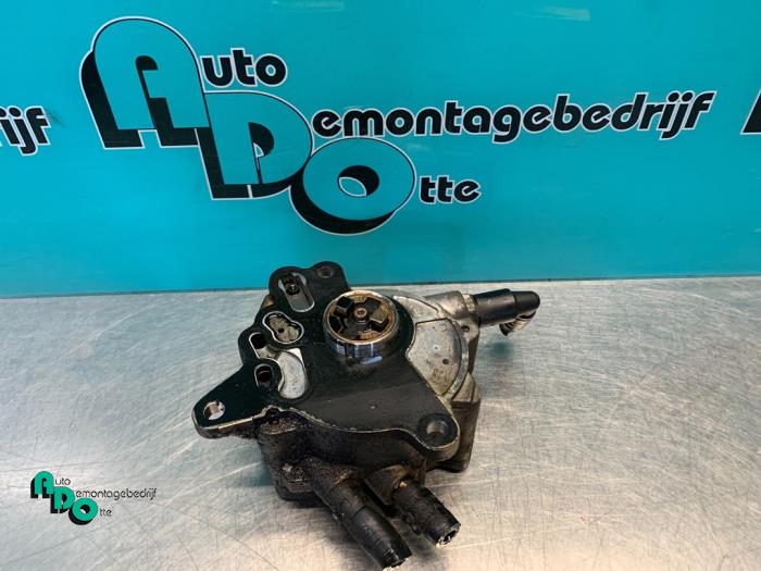 Gebruikte Brandstofpomp Mechanisch Seat Leon (1P1) 2.0 TDI 16V FR Prijs € 60,00 Margeregeling aangeboden door Autodemontagebedrijf Otte
