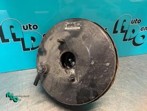 Gebruikte Rembooster Dacia Sandero I (BS) 1.2 16V Prijs € 30,00 Margeregeling aangeboden door Autodemontagebedrijf Otte