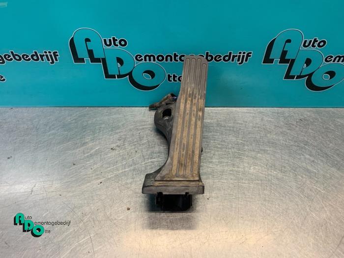 Gebruikte Gaspedaalpositie Sensor Volkswagen Caddy III (2KA,2KH,2CA,2CH) 1.9 TDI Prijs € 15,00 Margeregeling aangeboden door Autodemontagebedrijf Otte