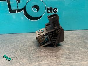 Gebruikte Koelvinweerstand Peugeot Partner (GC/GF/GG/GJ/GK) 1.6 HDI 90 Prijs € 15,00 Margeregeling aangeboden door Autodemontagebedrijf Otte