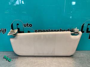 Gebruikte Zonneklep Opel Astra G (F07) 2.0 16V Turbo OPC Prijs € 15,00 Margeregeling aangeboden door Autodemontagebedrijf Otte