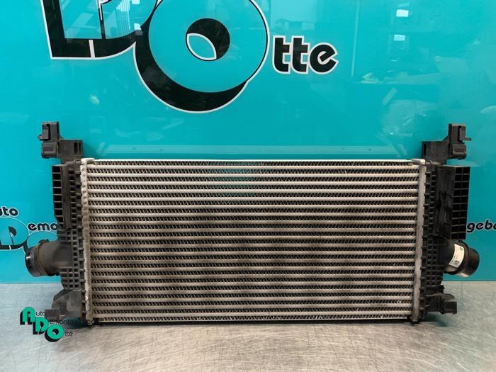 Gebruikte Intercooler Opel Astra J GTC (PD2/PF2) 1.4 Turbo 16V ecoFLEX 140 Prijs € 30,00 Margeregeling aangeboden door Autodemontagebedrijf Otte