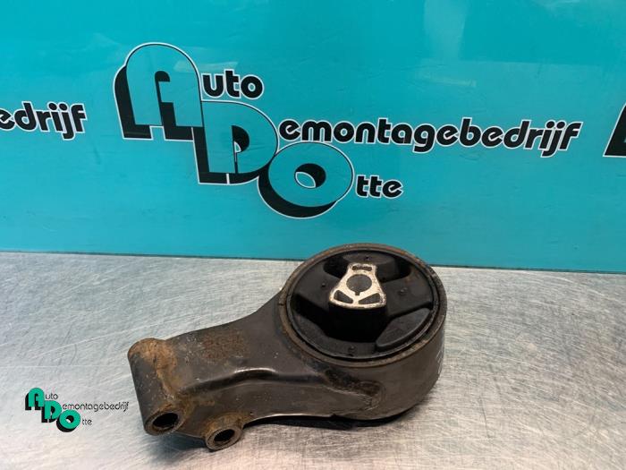 Gebruikte Motorsteun Opel Astra J GTC (PD2/PF2) 1.4 Turbo 16V ecoFLEX 140 Prijs € 15,00 Margeregeling aangeboden door Autodemontagebedrijf Otte