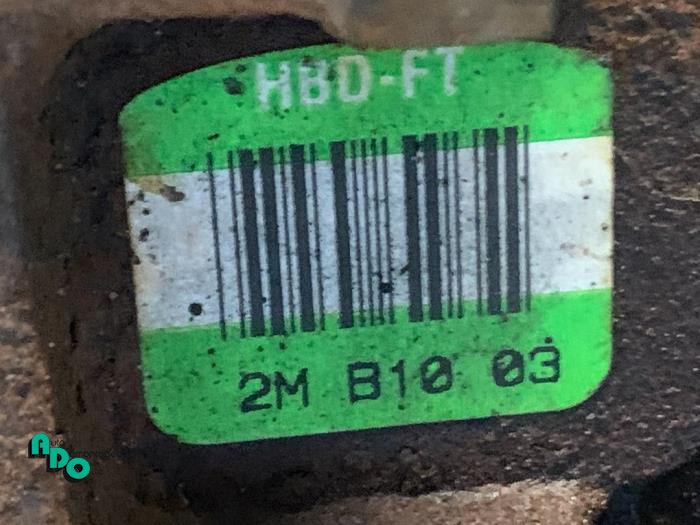 Stuurbekrachtiging Pomp van een Ford StreetKa 1.6i 2003