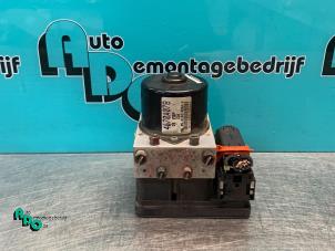 Gebruikte ABS Pomp Mitsubishi Grandis (NA) 2.4 16V MIVEC Prijs € 50,00 Margeregeling aangeboden door Autodemontagebedrijf Otte