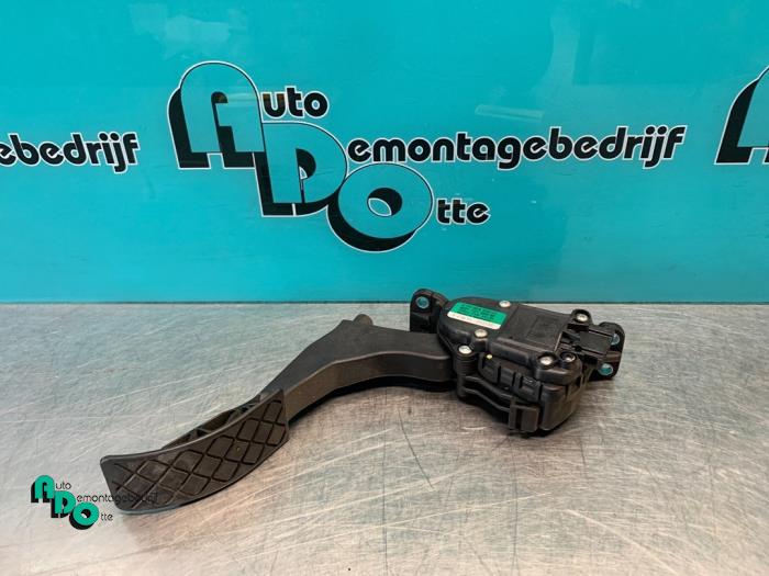Gebruikte Gaspedaalpositie Sensor Volkswagen Polo V (6R) 1.2 12V Prijs € 20,00 Margeregeling aangeboden door Autodemontagebedrijf Otte
