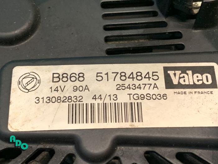 Dynamo van een Peugeot Bipper (AA) 1.3 HDI 2014