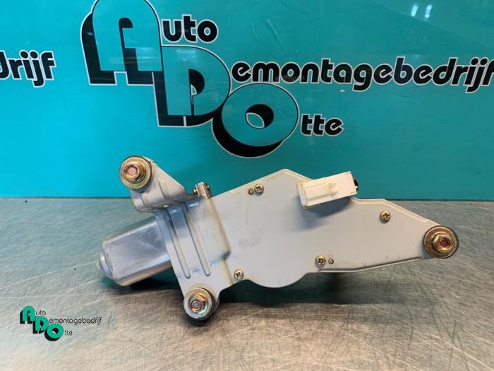 Ruitenwissermotor achter van een Daewoo Lacetti (KLAN) 1.6 16V 2004
