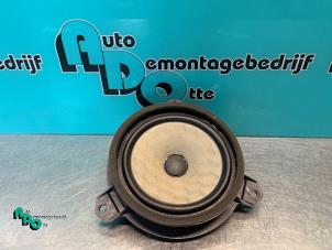 Gebruikte Speaker Peugeot 108 1.0 12V Prijs € 10,00 Margeregeling aangeboden door Autodemontagebedrijf Otte