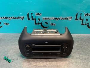 Gebruikte Radio CD Speler Peugeot Bipper (AA) 1.3 HDI Prijs € 50,00 Margeregeling aangeboden door Autodemontagebedrijf Otte