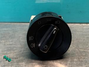 Gebruikte Licht Schakelaar Ford Galaxy (WGR) 2.3i 16V Prijs € 10,00 Margeregeling aangeboden door Autodemontagebedrijf Otte