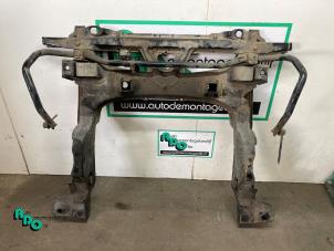 Gebruikte Subframe Mercedes B (W245) 2.0 B-200 16V Prijs € 100,00 Margeregeling aangeboden door Autodemontagebedrijf Otte