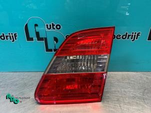 Gebruikte Achterlicht rechts Mercedes B (W245) 2.0 B-200 16V Prijs € 15,00 Margeregeling aangeboden door Autodemontagebedrijf Otte