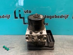 Gebruikte ABS Pomp Citroen C5 II Berline (RC) 1.8 16V Prijs € 30,00 Margeregeling aangeboden door Autodemontagebedrijf Otte