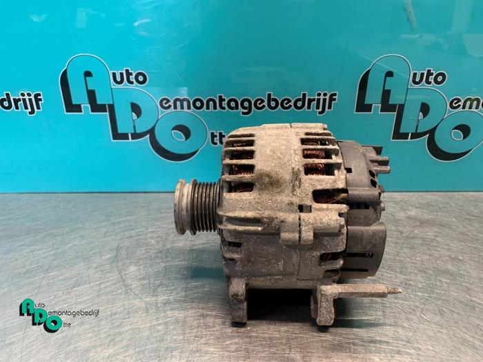 Gebruikte Dynamo Volkswagen Golf VII (AUA) 1.2 TSI 16V Prijs € 45,00 Margeregeling aangeboden door Autodemontagebedrijf Otte