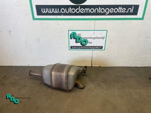 Gebruikte Uitlaat Einddemper Hyundai i10 (F5) 1.2i 16V Prijs € 30,00 Margeregeling aangeboden door Autodemontagebedrijf Otte