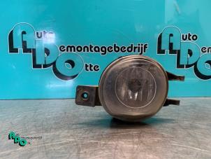 Gebruikte Mistlamp links-voor Toyota Yaris (P1) 1.3 16V VVT-i Prijs € 20,00 Margeregeling aangeboden door Autodemontagebedrijf Otte
