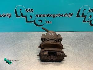 Gebruikte Remklauw (Tang) links-voor Volkswagen Fox (5Z) 1.2 Prijs € 10,00 Margeregeling aangeboden door Autodemontagebedrijf Otte