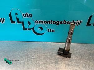 Gebruikte Pen Bobine Volkswagen Fox (5Z) 1.2 Prijs € 10,00 Margeregeling aangeboden door Autodemontagebedrijf Otte