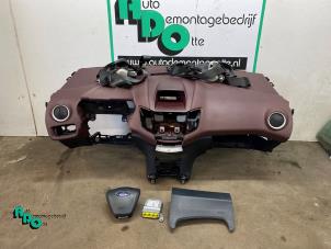 Gebruikte Airbag set + dashboard Ford Fiesta 6 (JA8) 1.6 16V Sport Prijs € 400,00 Margeregeling aangeboden door Autodemontagebedrijf Otte