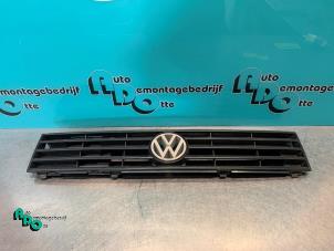 Gebruikte Grille Volkswagen Polo II Coupé (86) 1.3 Kat. Prijs € 20,00 Margeregeling aangeboden door Autodemontagebedrijf Otte