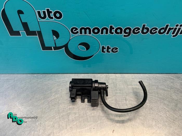 Gebruikte Turbo Overdrukklep BMW 1 serie (E87/87N) 118d 16V Prijs € 20,00 Margeregeling aangeboden door Autodemontagebedrijf Otte