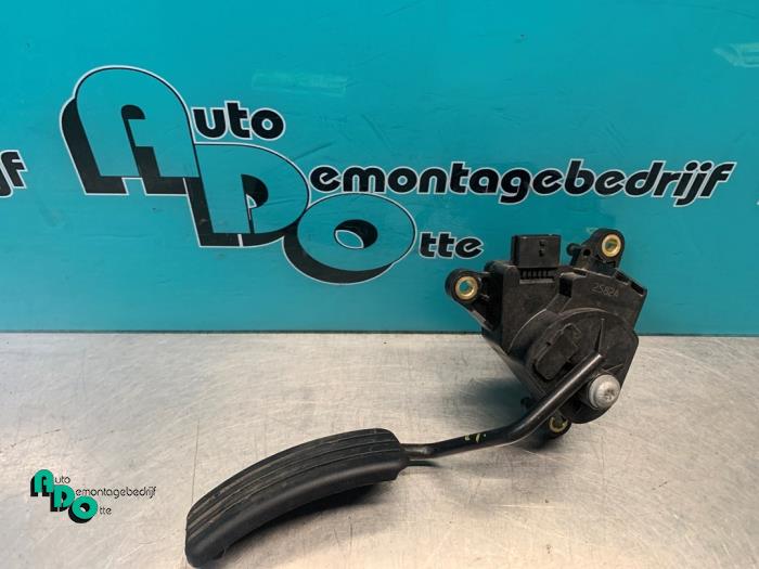 Gebruikte Gaspedaalpositie Sensor Mercedes Citan (415.6) 1.5 109 CDI Prijs € 20,00 Margeregeling aangeboden door Autodemontagebedrijf Otte