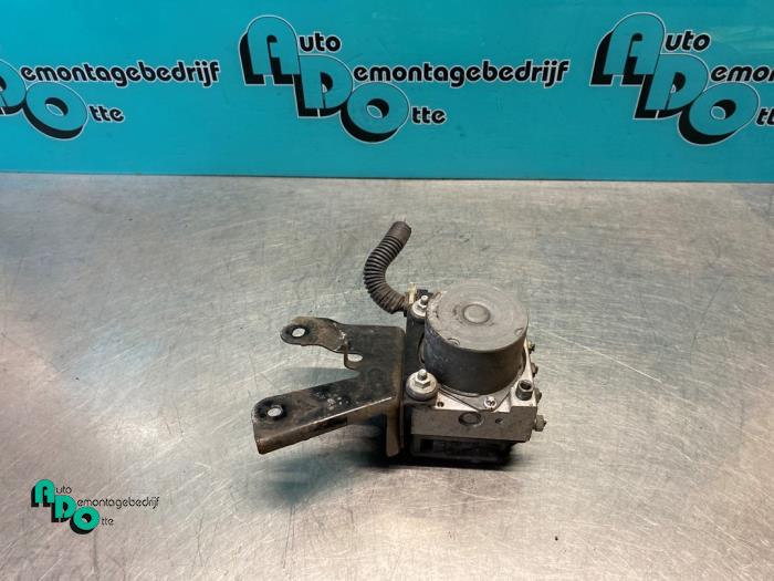 Gebruikte ABS Pomp Citroen C1 1.0 12V Prijs € 15,00 Margeregeling aangeboden door Autodemontagebedrijf Otte