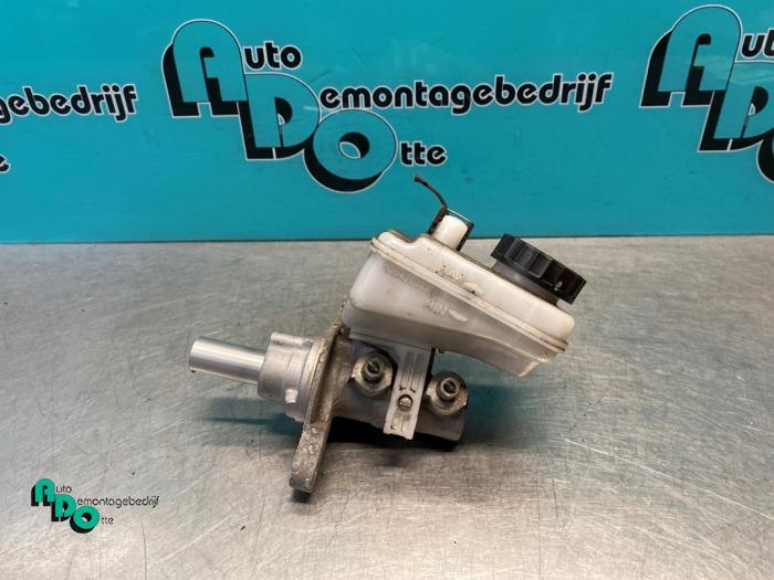 Gebruikte Hoofdremcilinder Citroen C1 1.0 12V Prijs € 10,00 Margeregeling aangeboden door Autodemontagebedrijf Otte
