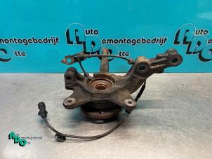 Gebruikte Fusee links-voor Mercedes Citan (415.6) 1.5 109 CDI Prijs € 45,00 Margeregeling aangeboden door Autodemontagebedrijf Otte