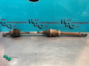 Gebruikte Homokineetas rechts-voor Mercedes Citan (415.6) 1.5 109 CDI Prijs € 80,00 Margeregeling aangeboden door Autodemontagebedrijf Otte