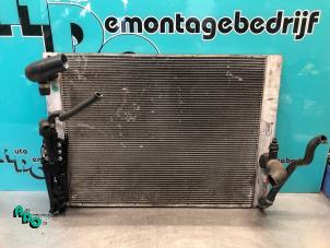Gebruikte Radiateur BMW 5 serie (E60) 525i 24V Prijs € 45,00 Margeregeling aangeboden door Autodemontagebedrijf Otte