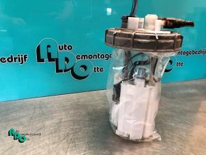 Gebruikte Tank element Pomp Mitsubishi Space Star (A0) 1.0 12V Prijs € 35,00 Margeregeling aangeboden door Autodemontagebedrijf Otte