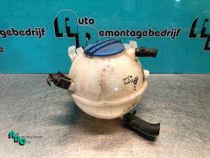 Gebruikte Expansievat Seat Leon (1P1) 1.4 TSI 16V Prijs € 15,00 Margeregeling aangeboden door Autodemontagebedrijf Otte