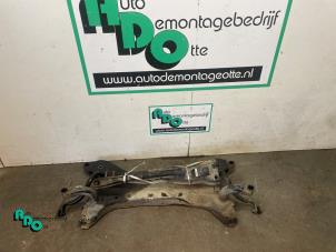 Gebruikte Subframe Dodge Caliber 2.0 16V Prijs € 100,00 Margeregeling aangeboden door Autodemontagebedrijf Otte