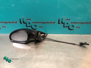 Gebruikte Buitenspiegel links Seat Cordoba (6L2) 1.4 16V Prijs € 15,00 Margeregeling aangeboden door Autodemontagebedrijf Otte