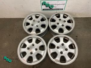 Gebruikte Velgen set Mitsubishi Colt (Z2/Z3) 1.3 16V Prijs € 200,00 Margeregeling aangeboden door Autodemontagebedrijf Otte