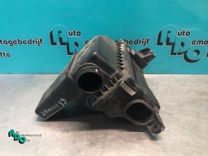 Gebruikte Luchtfilterhuis Mitsubishi Colt (Z2/Z3) 1.3 16V Prijs € 20,00 Margeregeling aangeboden door Autodemontagebedrijf Otte