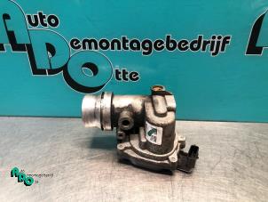 Gebruikte Gasklephuis Mercedes Citan (415.6) 1.5 109 CDI Prijs € 20,00 Margeregeling aangeboden door Autodemontagebedrijf Otte