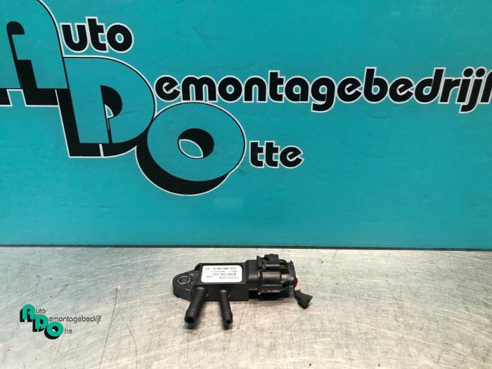 Gebruikte Map Sensor (inlaatspruitstuk) Mercedes Citan (415.6) 1.5 109 CDI Prijs € 15,00 Margeregeling aangeboden door Autodemontagebedrijf Otte