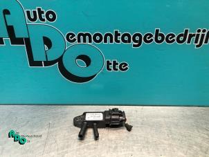 Gebruikte Map Sensor (inlaatspruitstuk) Mercedes Citan (415.6) 1.5 109 CDI Prijs € 15,00 Margeregeling aangeboden door Autodemontagebedrijf Otte