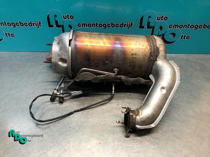 Gebruikte Roetfilter Mercedes Citan (415.6) 1.5 109 CDI Prijs € 300,00 Margeregeling aangeboden door Autodemontagebedrijf Otte