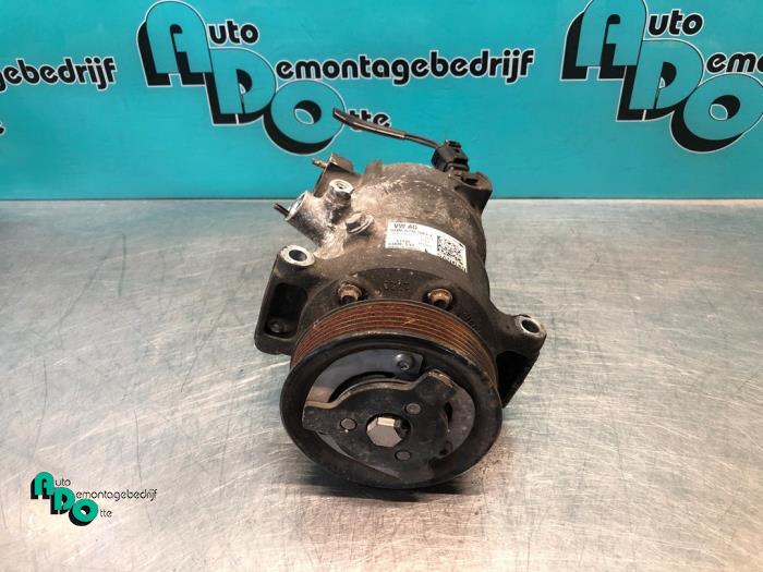 Gebruikte Aircopomp Volkswagen Golf VI (5K1) 2.0 TDI 16V Prijs € 25,00 Margeregeling aangeboden door Autodemontagebedrijf Otte