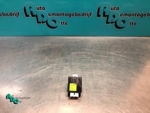 Gebruikte Alarm module Kia Picanto (TA) 1.0 12V Prijs € 10,00 Margeregeling aangeboden door Autodemontagebedrijf Otte