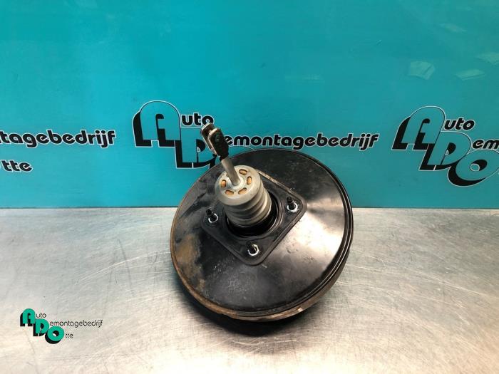 Gebruikte Rembol Renault Twingo II (CN) 1.2 16V Prijs € 20,00 Margeregeling aangeboden door Autodemontagebedrijf Otte