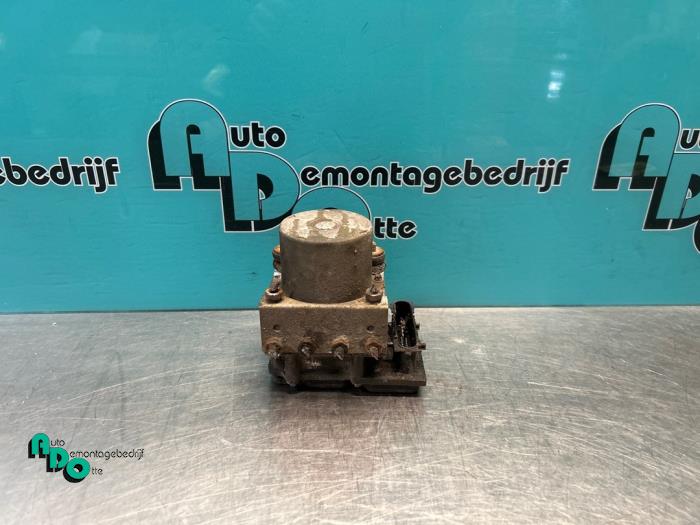 Gebruikte ABS Pomp Hyundai Getz 1.1i 12V Prijs € 45,00 Margeregeling aangeboden door Autodemontagebedrijf Otte
